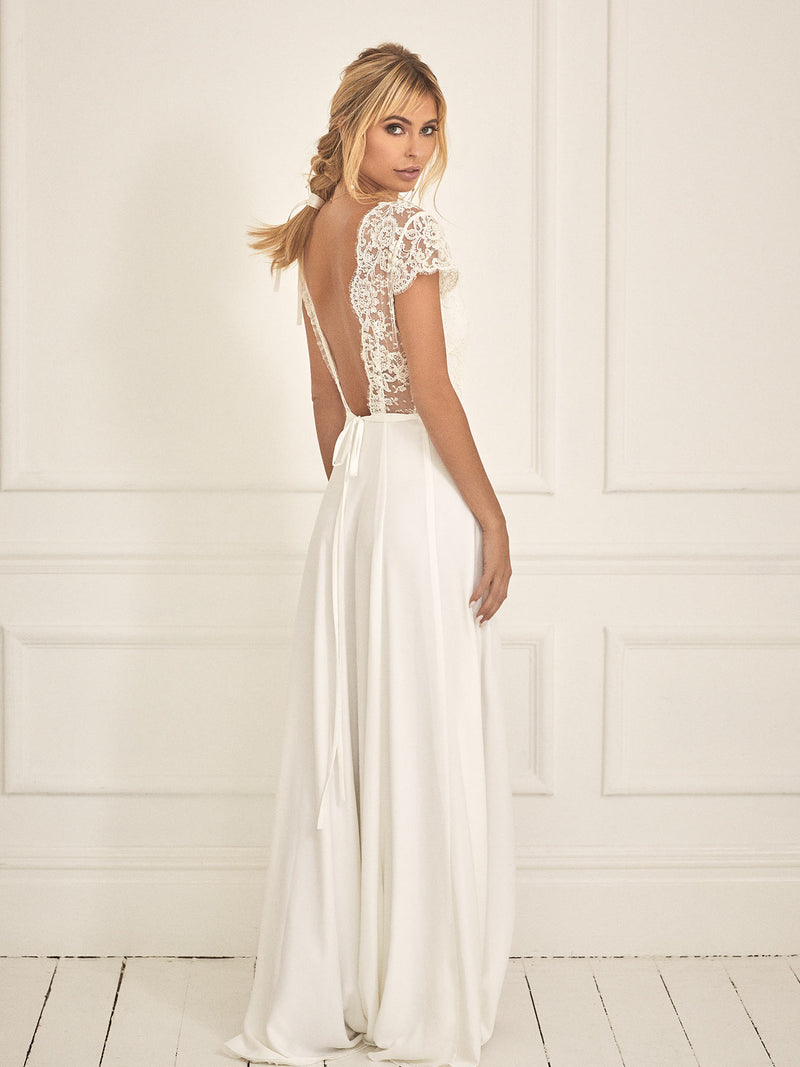 The Cecilia wedding dress