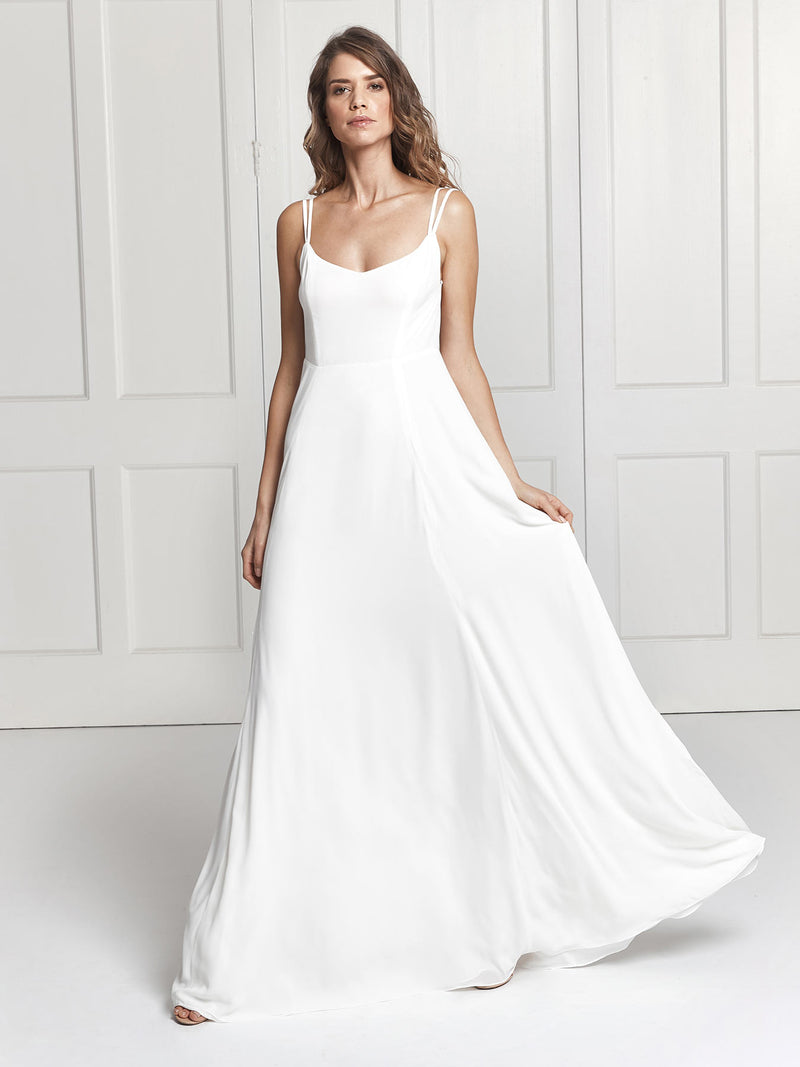 The beautiful Sienna wedding dress